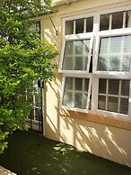 Musgrave Avenue Guest Lodge