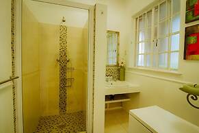 Musgrave Avenue Guest Lodge