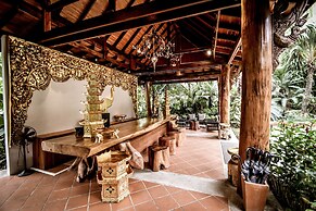 The Nine Thipthara Klongson Resort