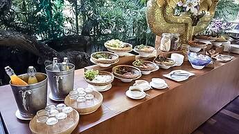 The Nine Thipthara Klongson Resort