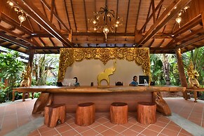 The Nine Thipthara Klongson Resort