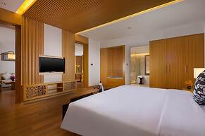 Thousand Cranes Sanya Yazhou Bay Int'l Exchange Centre