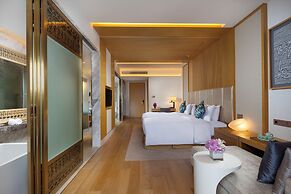 Thousand Cranes Sanya Yazhou Bay Int'l Exchange Centre