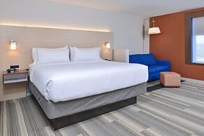 Holiday Inn Express & Suites Southgate - Detroit Area by IHG