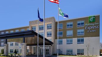 Holiday Inn Express & Suites Southgate - Detroit Area, an IHG Hotel