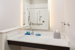 Holiday Inn Express & Suites Rapid City - Rushmore South by IHG