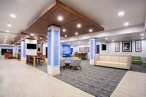 Holiday Inn Express & Suites Rapid City - Rushmore South by IHG