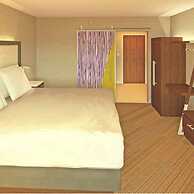 Holiday Inn Express & Suites Roswell by IHG
