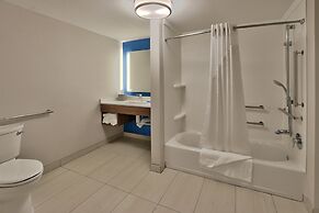 Holiday Inn Express & Suites Roswell by IHG