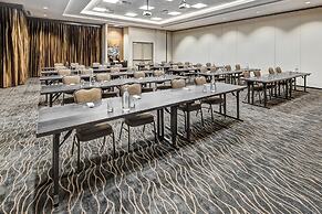 Black Fox Lodge Pigeon Forge, Tapestry Collection by Hilton