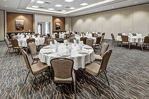 Black Fox Lodge Pigeon Forge, Tapestry Collection by Hilton