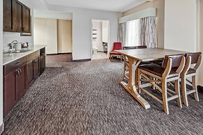 Black Fox Lodge Pigeon Forge, Tapestry Collection by Hilton