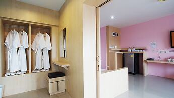 B2 Buriram Boutique & Budget Hotel