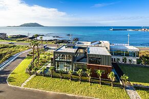 Augila Hotel Jeju Oceano Suites