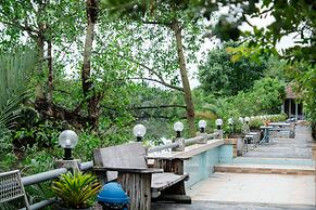 Baanrimnam Resort Trat