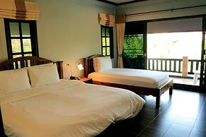 Baanrimnam Resort Trat