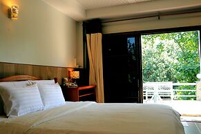 Baanrimnam Resort Trat