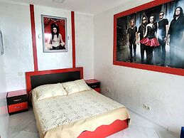 Rock Hotel First Line