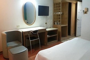 Garden Paradise Hotel & Serviced Apartment