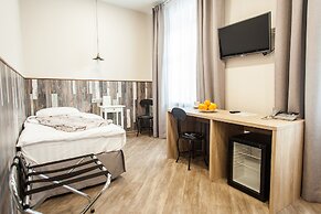 Mikhail Strogov Hotel