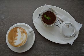 Mikhail Strogov Hotel