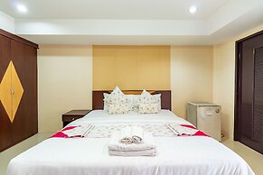 Grannylla Residence Charoenkrung