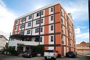 Grannylla Residence Charoenkrung