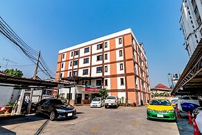 Grannylla Residence Charoenkrung