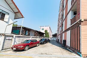 Grannylla Residence Charoenkrung