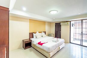 Grannylla Residence Charoenkrung