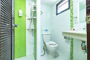 Grannylla Residence Charoenkrung