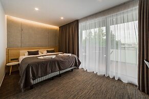 Hotel Dolphin