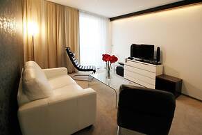 Hotel Dolphin