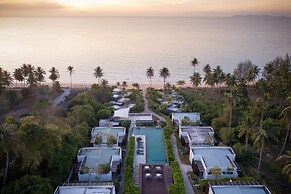 SEAnery Beach Resort