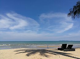 SEAnery Beach Resort