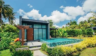 SEAnery Beach Resort