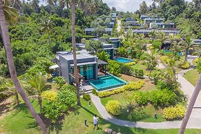 SEAnery Beach Resort