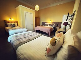 The Robin Hill Hotel