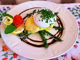 The Robin Hill Hotel