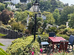 The Robin Hill Hotel