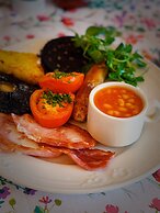 The Robin Hill Hotel