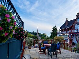 The Robin Hill Hotel