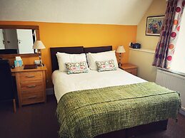 The Robin Hill Hotel