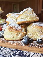 The Robin Hill Hotel