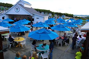 Stormy Point Village Lakeside