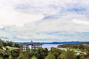 Stormy Point Village Lakeside