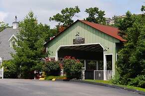 Stormy Point Village Lakeside