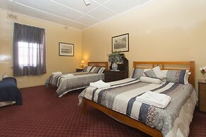 Southern Railway Hotel Goulburn