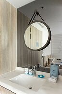 Airline Inn - Kaohsiung Station