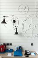 Airline Inn - Kaohsiung Station